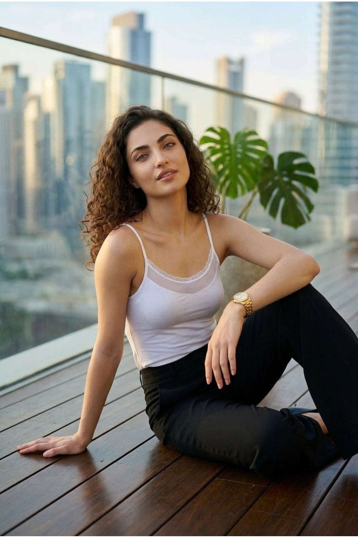 Kadın Dantelli Tül Detaylı Pamuklu İp Askılı Atlet Siyah Beyaz Renk Seçenekli Şık Günlük İç Giyim Body Yumuşak Esnek Kumaş M-L-XL Beden Uygun Tasarım Rahat Kesim Kaliteli Penye Atlet - Beyaz - Görsel 2
