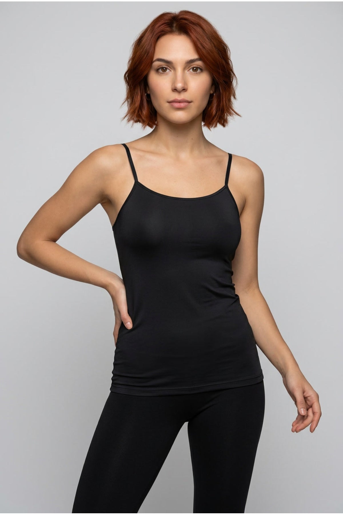 Kadın Pamuklu Kendinden Sütyenli İp Askılı Atlet Göğüs Pedli Kaplı Toparlayıcı Günlük Basic Bralet İç Giyim