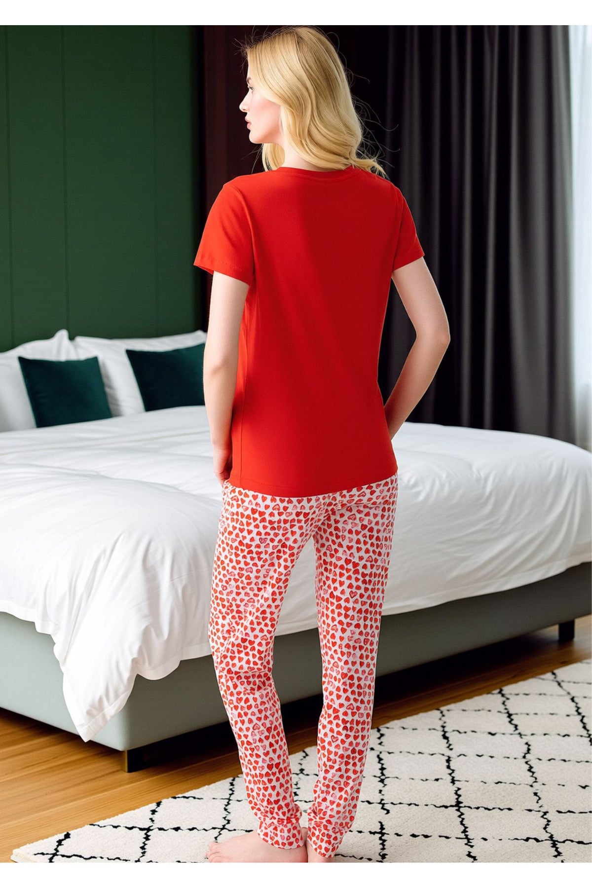 Kadın Kırmızı Kalp Desenli Pijama Takımı - Kedili Baskılı Pamuklu Ev Giyimi Seti